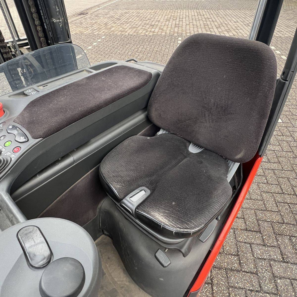 Linde R14HD (1120) - Reach truck: fotoğraf 4 Linde R14HD (1120) - Reach truck: fotoğraf 4