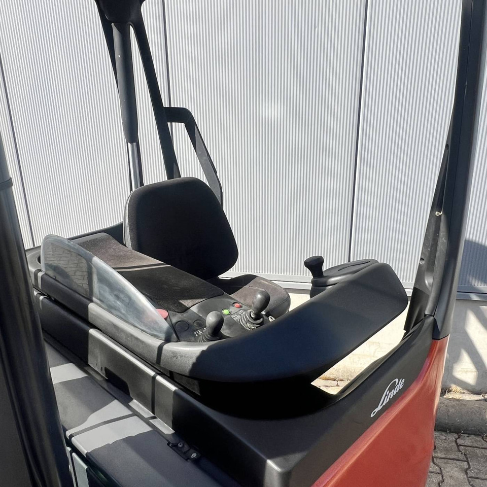 Linde R20G (1120) - Reach truck: fotoğraf 4 Linde R20G (1120) - Reach truck: fotoğraf 4