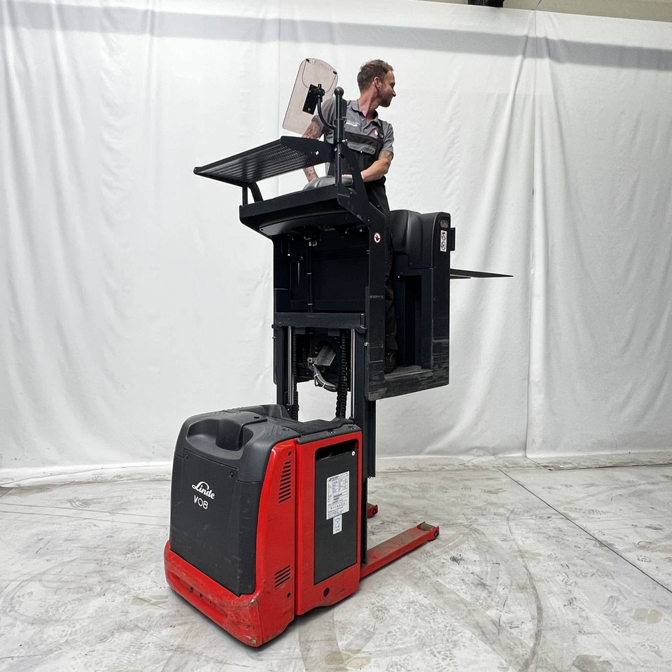 Linde V08-02 (1110) - Sipariş hazırlama makinası: fotoğraf 5 Linde V08-02 (1110) - Sipariş hazırlama makinası: fotoğraf 5