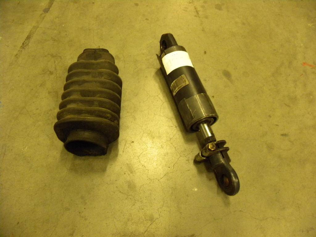 Tilt cylinder for STILL - Hidrolik silindir - Malzeme taşıma ekipmanı: fotoğraf 1 Tilt cylinder for STILL - Hidrolik silindir - Malzeme taşıma ekipmanı: fotoğraf 1