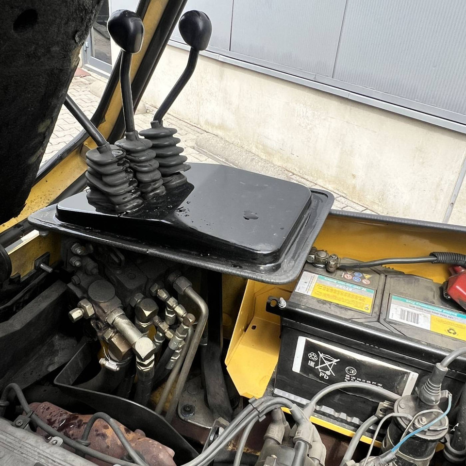 LPG forklift Yale GLP30TF: fotoğraf 10