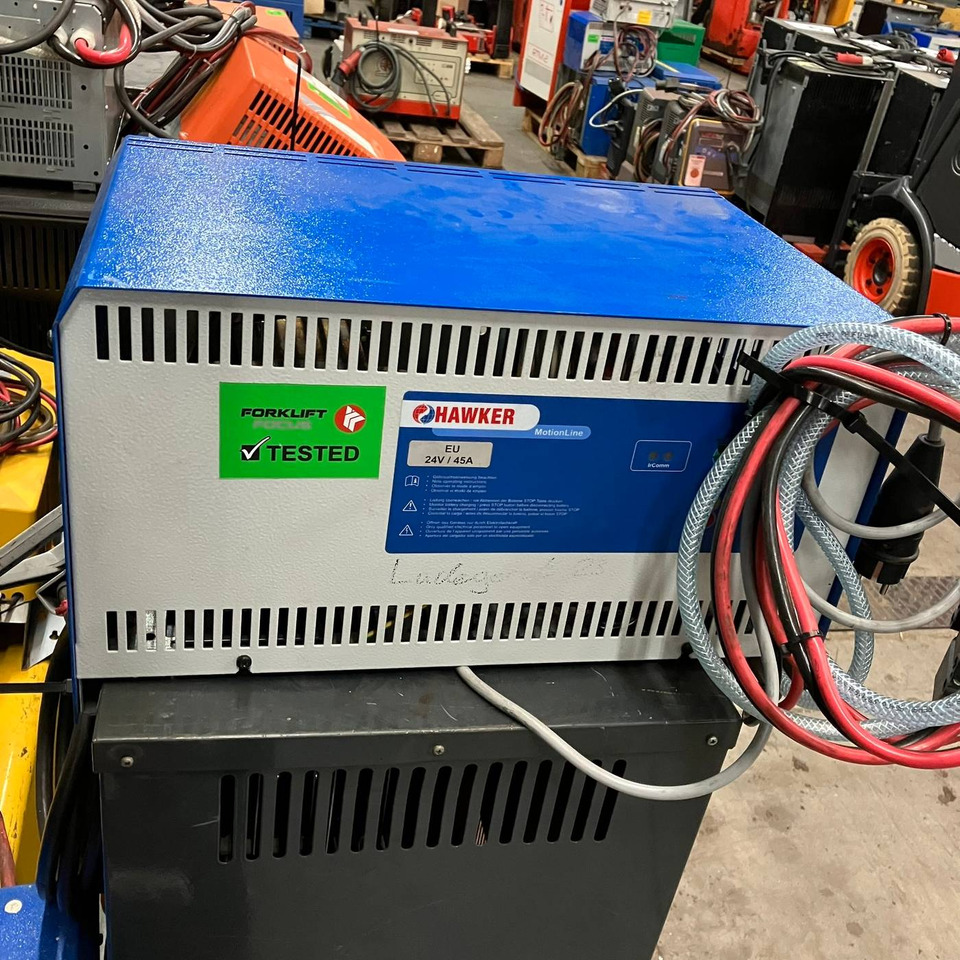 Hawker 24V/45A Motion Line - Yedek parça - Malzeme taşıma ekipmanı: fotoğraf 1 Hawker 24V/45A Motion Line - Yedek parça - Malzeme taşıma ekipmanı: fotoğraf 1