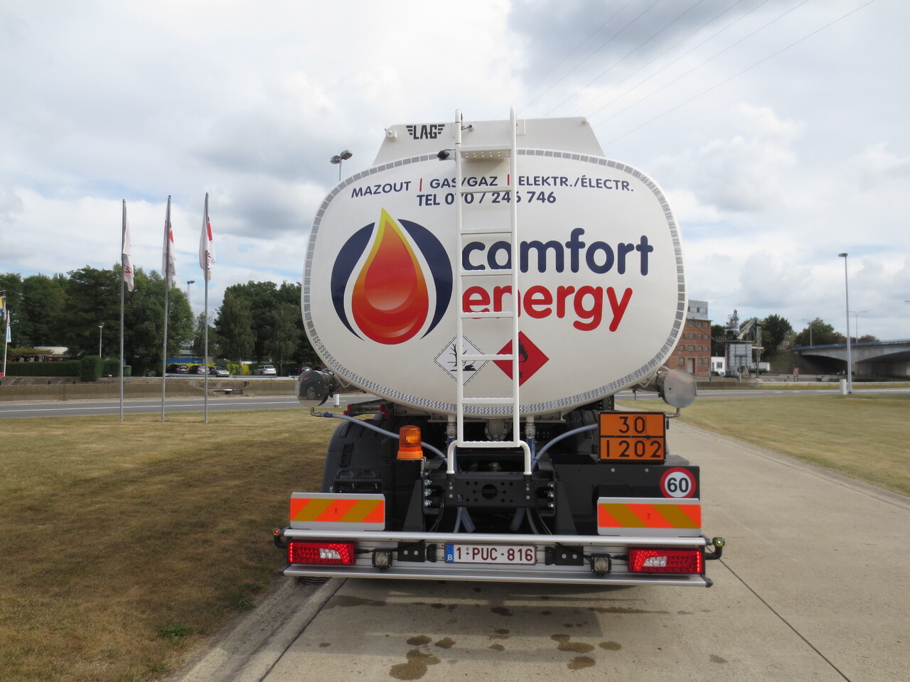 Tanker kamyon SCANIA G370: fotoğraf 8 Tanker kamyon SCANIA G370: fotoğraf 8