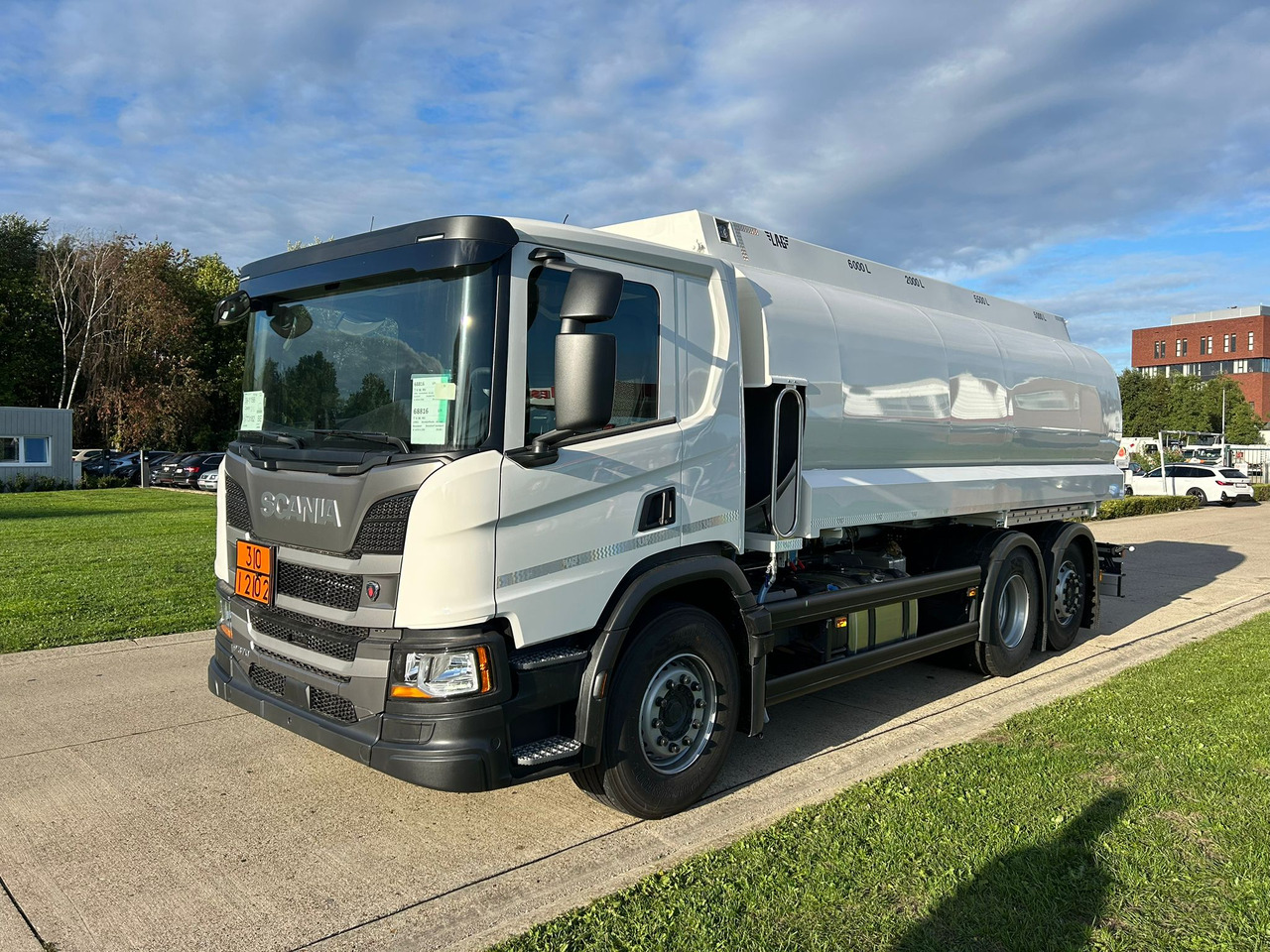 SCANIA P370 - Tanker kamyon: fotoğraf 1 SCANIA P370 - Tanker kamyon: fotoğraf 1