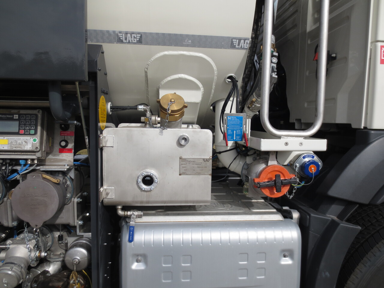 VOLVO FM - Tanker kamyon: fotoğraf 3 VOLVO FM - Tanker kamyon: fotoğraf 3