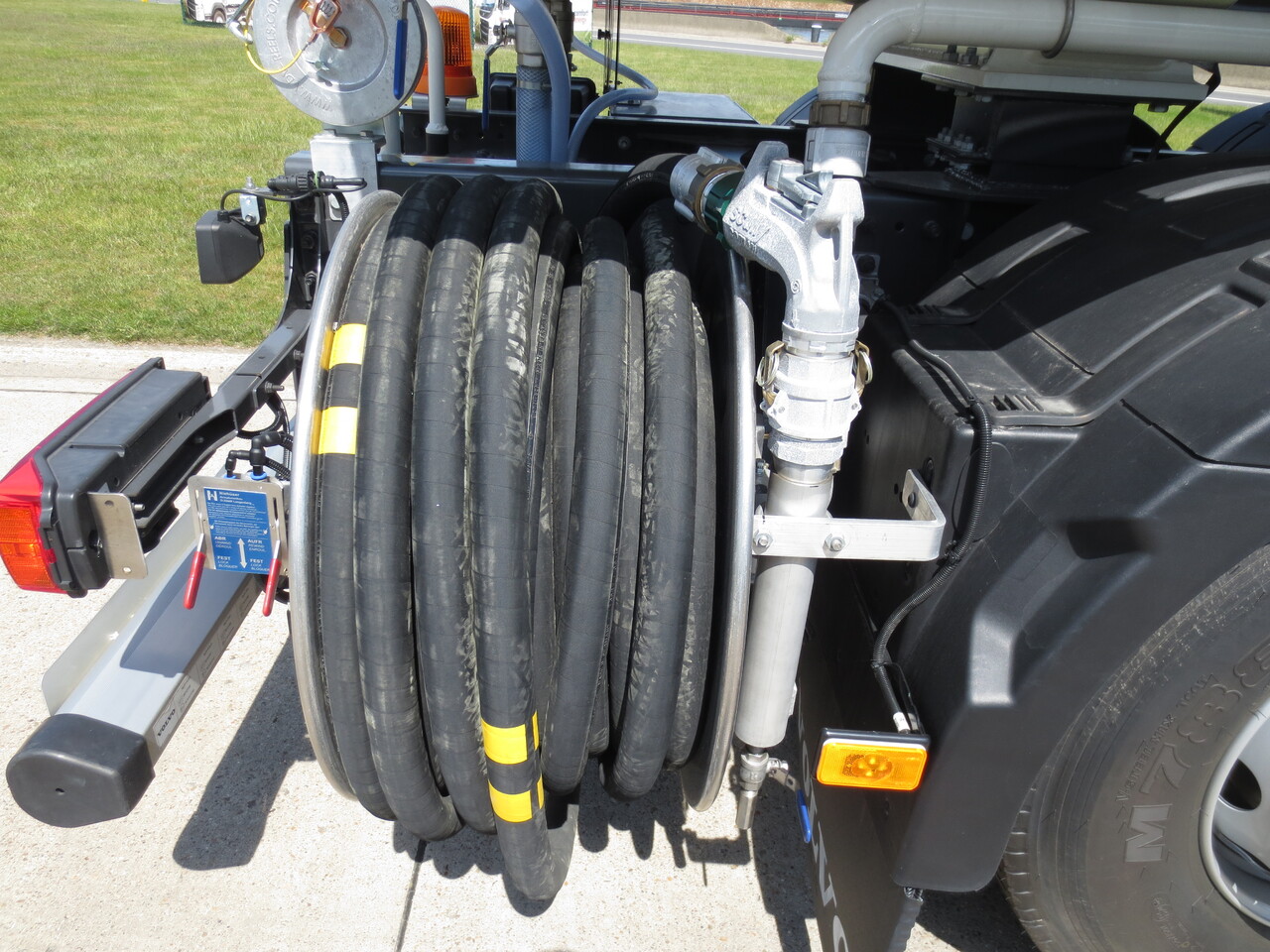 VOLVO FM - Tanker kamyon: fotoğraf 3 VOLVO FM - Tanker kamyon: fotoğraf 3