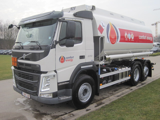 Volvo FM - Tanker kamyon: fotoğraf 1 Volvo FM - Tanker kamyon: fotoğraf 1