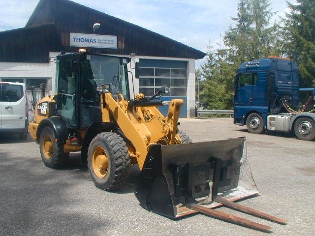 CAT 906H - Tekerlekli yükleyici: fotoğraf 2 CAT 906H - Tekerlekli yükleyici: fotoğraf 2