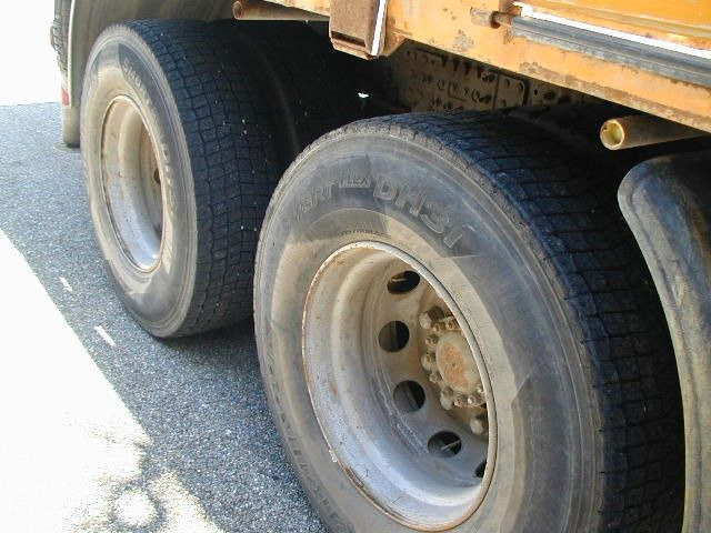 Volvo FH 12 6x4 Volvo FH 12 6x4 - Sal/ Açık kasa kamyon, Vinçli kamyon: fotoğraf 5 Volvo FH 12 6x4 Volvo FH 12 6x4 - Sal/ Açık kasa kamyon, Vinçli kamyon: fotoğraf 5