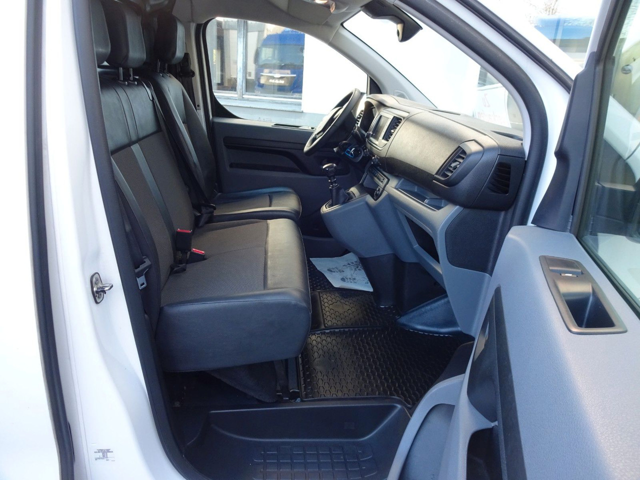 Opel 50 x Vivaro Kasten, L1H1, Klima, PDC finansal kiralama Opel 50 x Vivaro Kasten, L1H1, Klima, PDC: fotoğraf 16