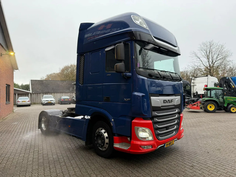 DAF XF 450 SSC Super Space LED Standairco Leer NL Truck APK 01-2026 - Çekici: fotoğraf 4 DAF XF 450 SSC Super Space LED Standairco Leer NL Truck APK 01-2026 - Çekici: fotoğraf 4