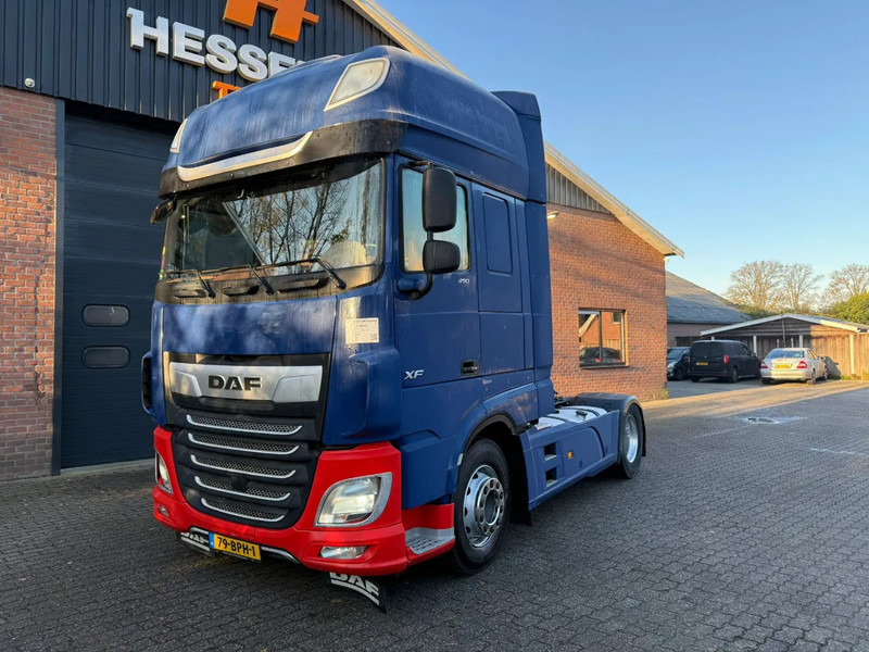 DAF XF 450 Super Space Cab + Gardner Denver XK18 Silo Compressor Alcoa LED Standklima NL Truck APK 03-2026 - Çekici: fotoğraf 1 DAF XF 450 Super Space Cab + Gardner Denver XK18 Silo Compressor Alcoa LED Standklima NL Truck APK 03-2026 - Çekici: fotoğraf 1