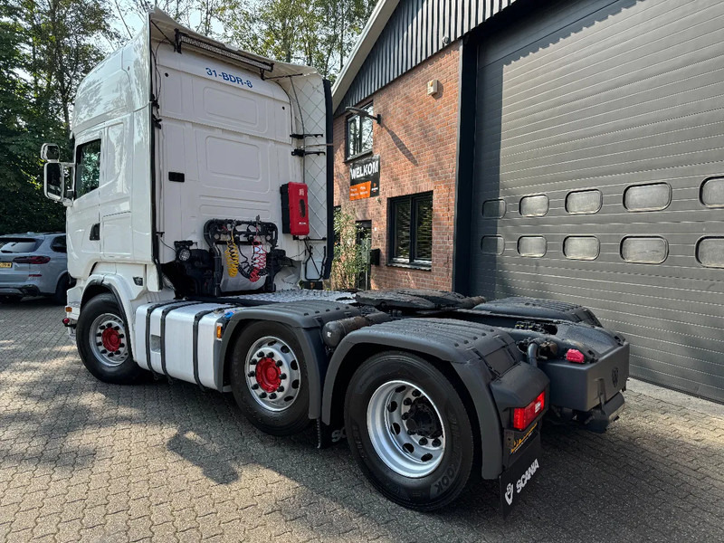 Scania R520 V8 6X2 Topline Retarder 2x tank NL Truck - Çekici: fotoğraf 4 Scania R520 V8 6X2 Topline Retarder 2x tank NL Truck - Çekici: fotoğraf 4