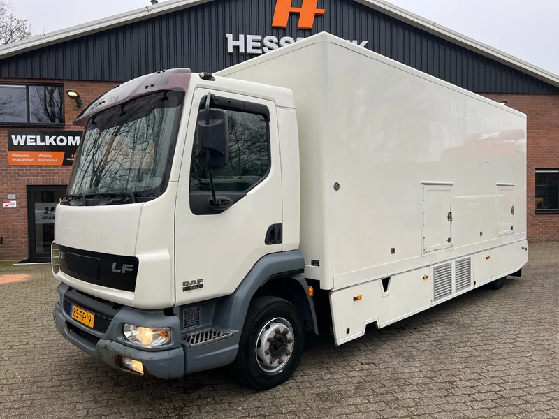 DAF LF 180 4X2 Verkoopopbouw/Verkaufsaufbau +Koeling Hydraulisch uitklapbaar - Gida kamyon: fotoğraf 3 DAF LF 180 4X2 Verkoopopbouw/Verkaufsaufbau +Koeling Hydraulisch uitklapbaar - Gida kamyon: fotoğraf 3