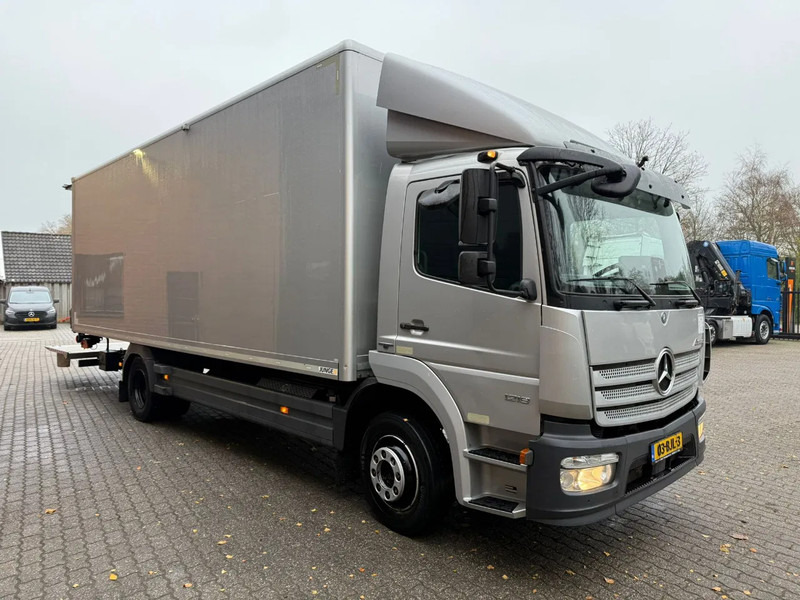 Mercedes-Benz Atego 1218 7.3M Koffer 1500KG LBW 323.826KM! NL Truck APK/TUV 26-04-2026 - Kapalı kasa kamyon: fotoğraf 4 Mercedes-Benz Atego 1218 7.3M Koffer 1500KG LBW 323.826KM! NL Truck APK/TUV 26-04-2026 - Kapalı kasa kamyon: fotoğraf 4