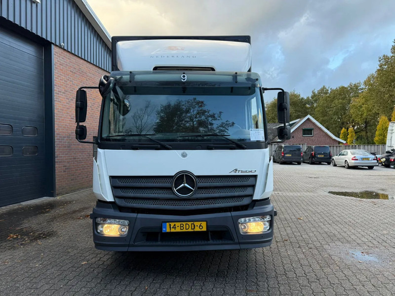 Mercedes-Benz Atego 1318 4X2 BDF Koffer Standairco 2.000KG LBW APK 07-2026 - Kapalı kasa kamyon: fotoğraf 3 Mercedes-Benz Atego 1318 4X2 BDF Koffer Standairco 2.000KG LBW APK 07-2026 - Kapalı kasa kamyon: fotoğraf 3