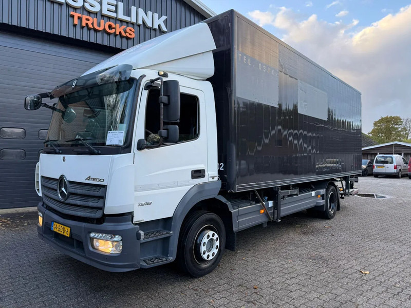 Mercedes-Benz Atego 1318 4X2 BDF Koffer Standairco 2.000KG LBW APK 07-2026 - Kapalı kasa kamyon: fotoğraf 1 Mercedes-Benz Atego 1318 4X2 BDF Koffer Standairco 2.000KG LBW APK 07-2026 - Kapalı kasa kamyon: fotoğraf 1