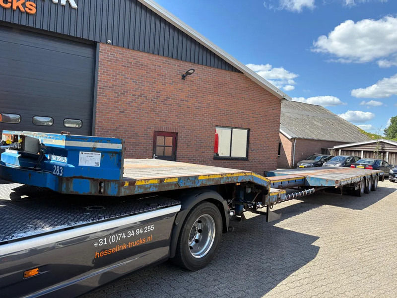 Nooteboom OSDS-48-03V 6M Uitschuifbaar Naloop stuuras Verbreders - Alçak çerçeveli platform dorse: fotoğraf 1 Nooteboom OSDS-48-03V 6M Uitschuifbaar Naloop stuuras Verbreders - Alçak çerçeveli platform dorse: fotoğraf 1