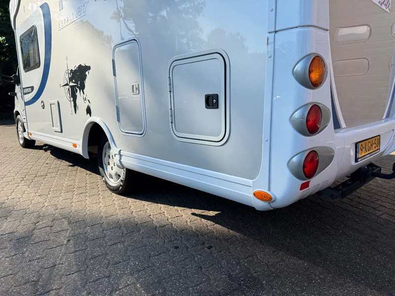 Semi entegre karavan Renault Dethleffs Esprit RT 6614 Half integraal DCI 150: fotoğraf 18 Semi entegre karavan Renault Dethleffs Esprit RT 6614 Half integraal DCI 150: fotoğraf 18