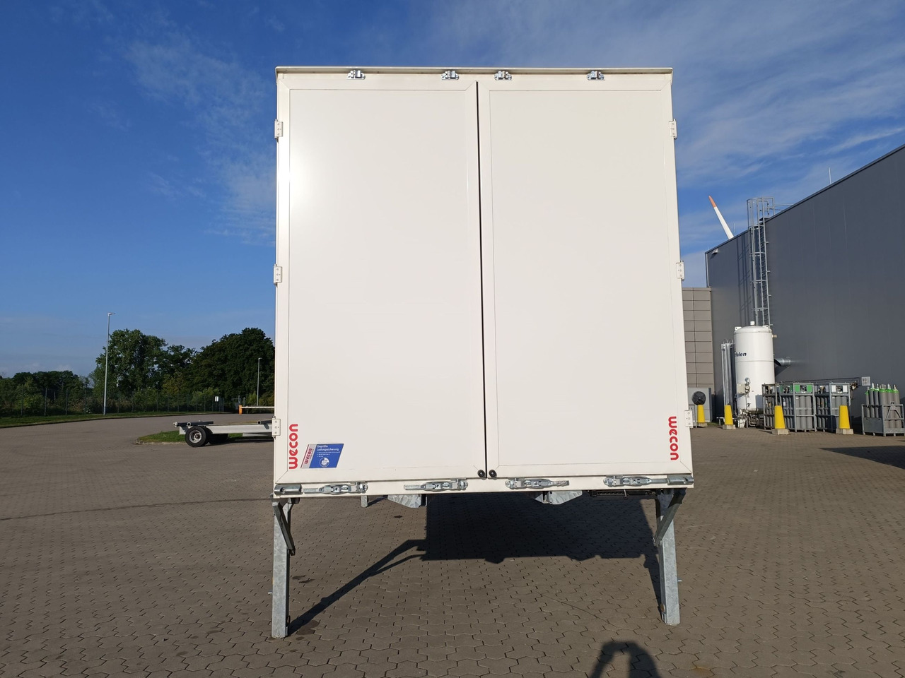 BDF-System, 7.450 mm lang, SONDERPREIS MESSEAUFBAU, - Kapalı kasa: fotoğraf 2 BDF-System, 7.450 mm lang, SONDERPREIS MESSEAUFBAU, - Kapalı kasa: fotoğraf 2