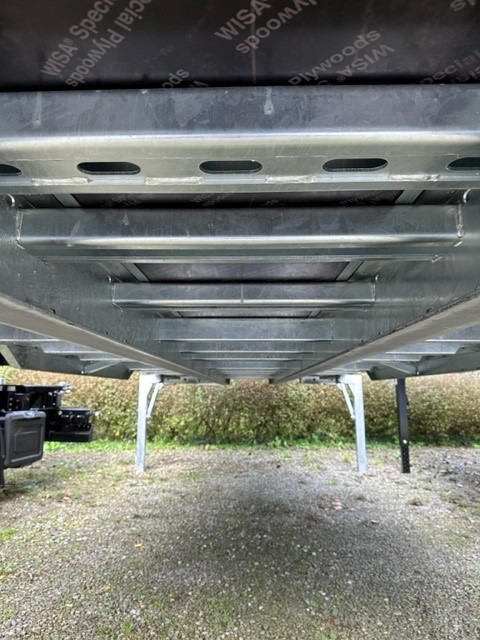 Kögel BDF-System, 7.450 mm lang, Farbe: RAL 9005 schwarz - Tenteli kasa: fotoğraf 2 Kögel BDF-System, 7.450 mm lang, Farbe: RAL 9005 schwarz - Tenteli kasa: fotoğraf 2