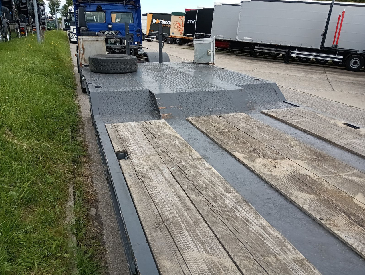 Fliegl 4-Achs Tieflader hydr.Rampe Blatt TopZustand TÜV finansal kiralama Fliegl 4-Achs Tieflader hydr.Rampe Blatt TopZustand TÜV: fotoğraf 18