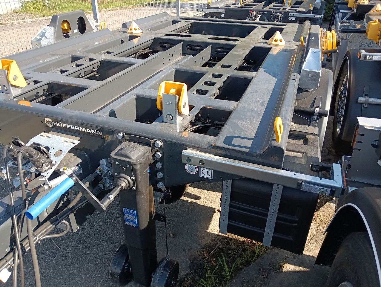 Hüffermann 2-A-MINI-CARRIER SAFETYFIX VERZINKT NEU TOP-PREI - Kancali yükleyici/ Hidrolift römork: fotoğraf 4 Hüffermann 2-A-MINI-CARRIER SAFETYFIX VERZINKT NEU TOP-PREI - Kancali yükleyici/ Hidrolift römork: fotoğraf 4
