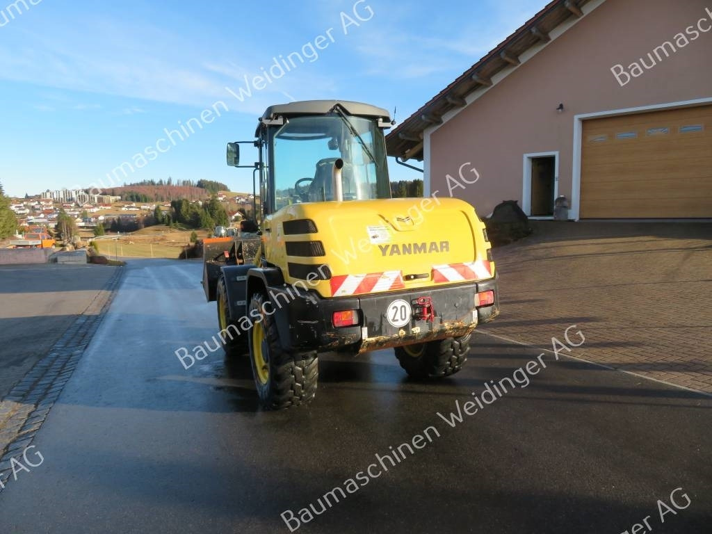 Yanmar V 100 - Tekerlekli yükleyici: fotoğraf 3 Yanmar V 100 - Tekerlekli yükleyici: fotoğraf 3