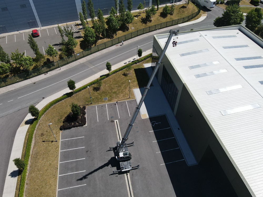 KATO 13 Ton City Crane with Only 6,822kms and 1,362 hours from New - All-terrain vinç: fotoğraf 1 KATO 13 Ton City Crane with Only 6,822kms and 1,362 hours from New - All-terrain vinç: fotoğraf 1