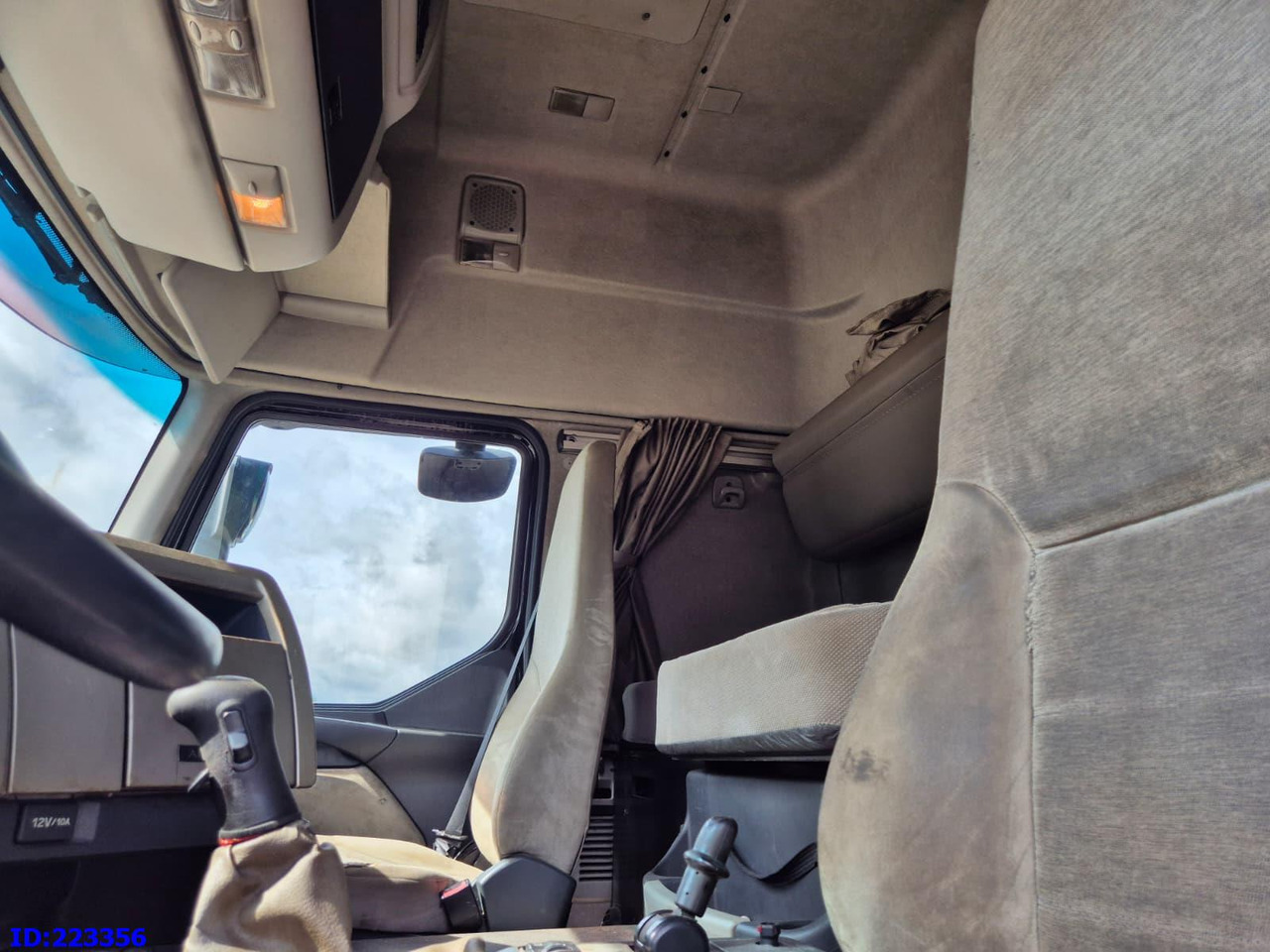 Çekici RENAULT Premium 440 6x2 Manual: fotoğraf 8 Çekici RENAULT Premium 440 6x2 Manual: fotoğraf 8