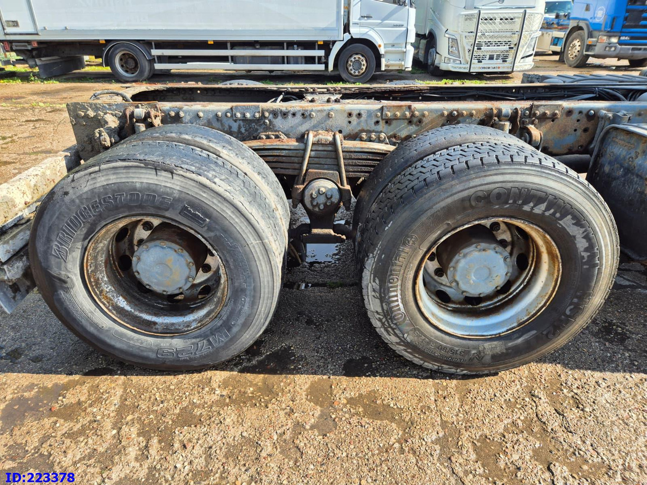 MAN TGA 35.480 8X4 - Full steel - Manual - Şasi kamyon: fotoğraf 5 MAN TGA 35.480 8X4 - Full steel - Manual - Şasi kamyon: fotoğraf 5