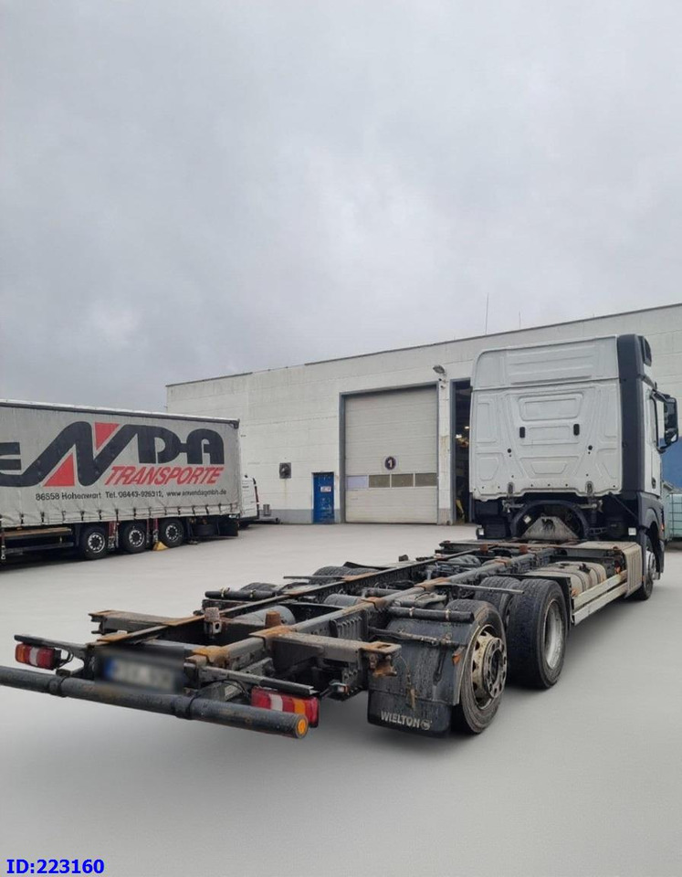 MERCEDES-BENZ Actros 2542 BDF Euro6 - Şasi kamyon: fotoğraf 4 MERCEDES-BENZ Actros 2542 BDF Euro6 - Şasi kamyon: fotoğraf 4