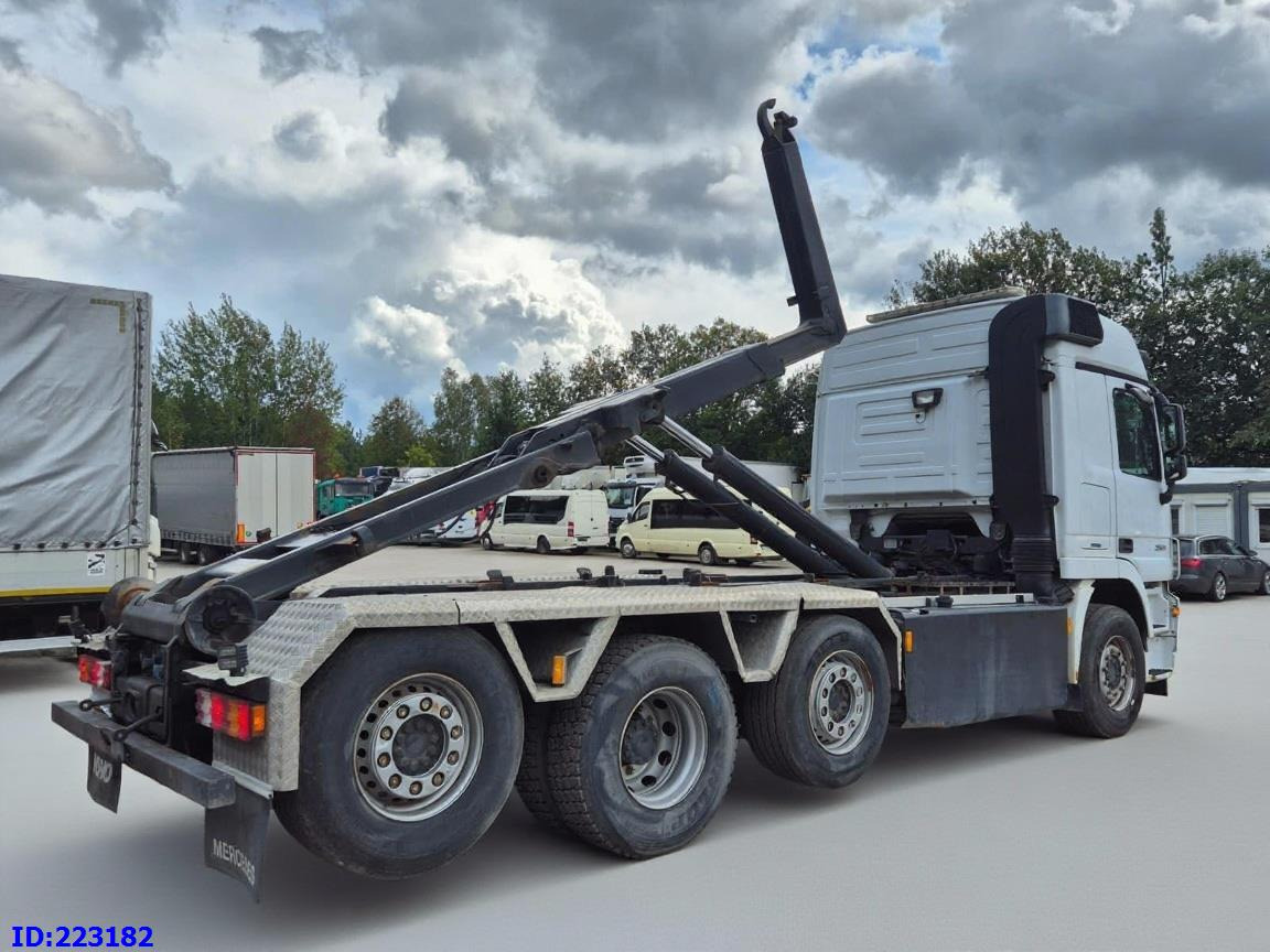 MERCEDES-BENZ Actros 2551 8x2 V8 Retarder - Kancalı yükleyici kamyon: fotoğraf 4 MERCEDES-BENZ Actros 2551 8x2 V8 Retarder - Kancalı yükleyici kamyon: fotoğraf 4
