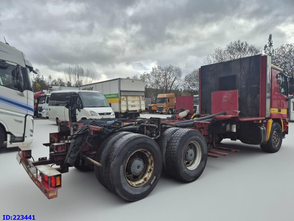 MERCEDES-BENZ Actros 2636 6X4 (3pedals) - Şasi kamyon: fotoğraf 5 MERCEDES-BENZ Actros 2636 6X4 (3pedals) - Şasi kamyon: fotoğraf 5