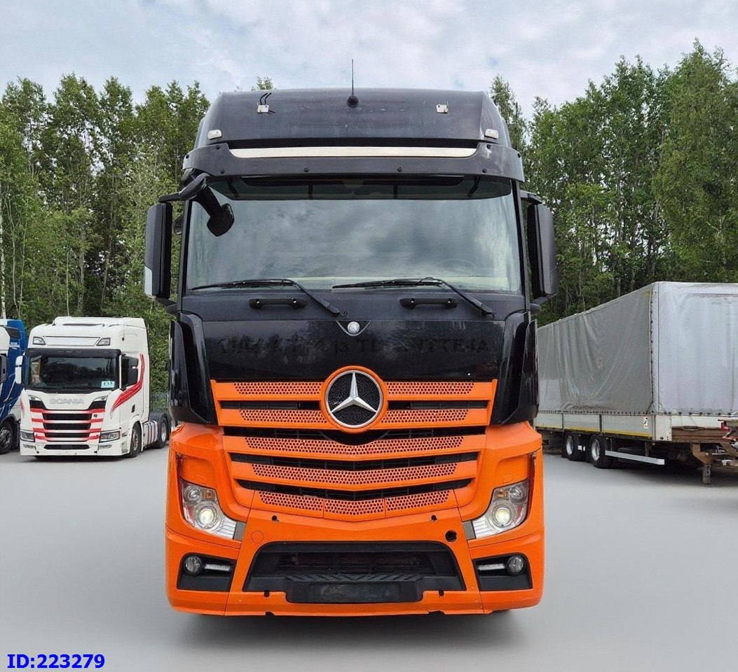 MERCEDES-BENZ Actros 3563 8×4 ( Steering axle) - Şasi kamyon: fotoğraf 2 MERCEDES-BENZ Actros 3563 8×4 ( Steering axle) - Şasi kamyon: fotoğraf 2