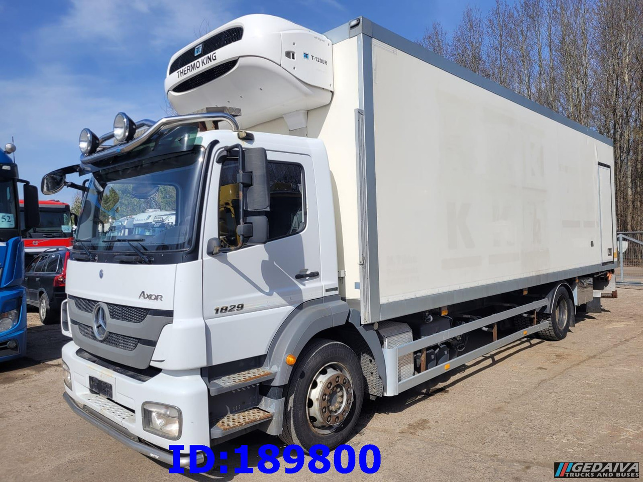 MERCEDES-BENZ Axor 1829 Euro5 Manual + Tail lift - Refrijeratör kamyon: fotoğraf 1 MERCEDES-BENZ Axor 1829 Euro5 Manual + Tail lift - Refrijeratör kamyon: fotoğraf 1