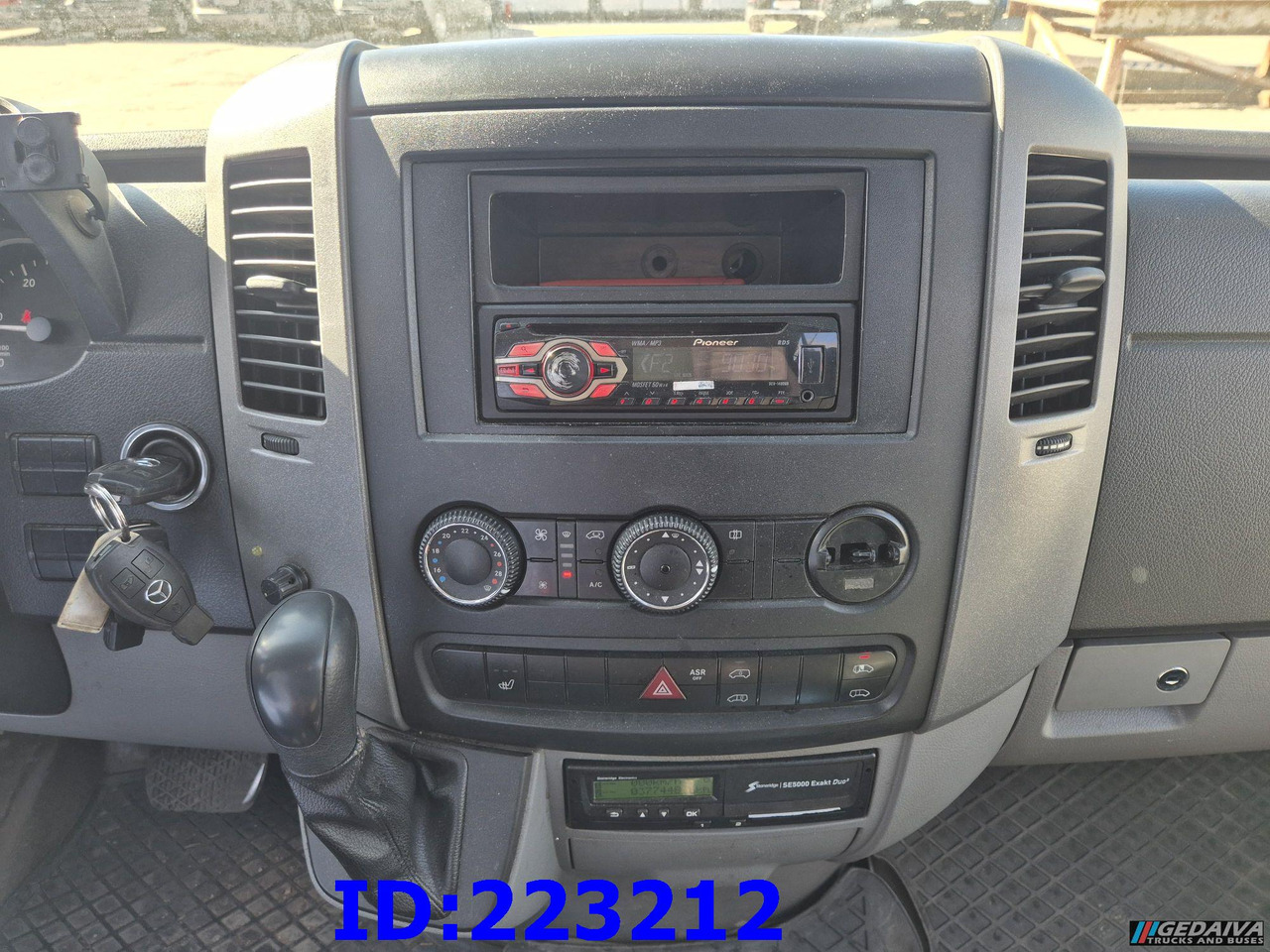 Turistik otobüs MERCEDES-BENZ Sprinter 316 VIP Euro5: fotoğraf 14