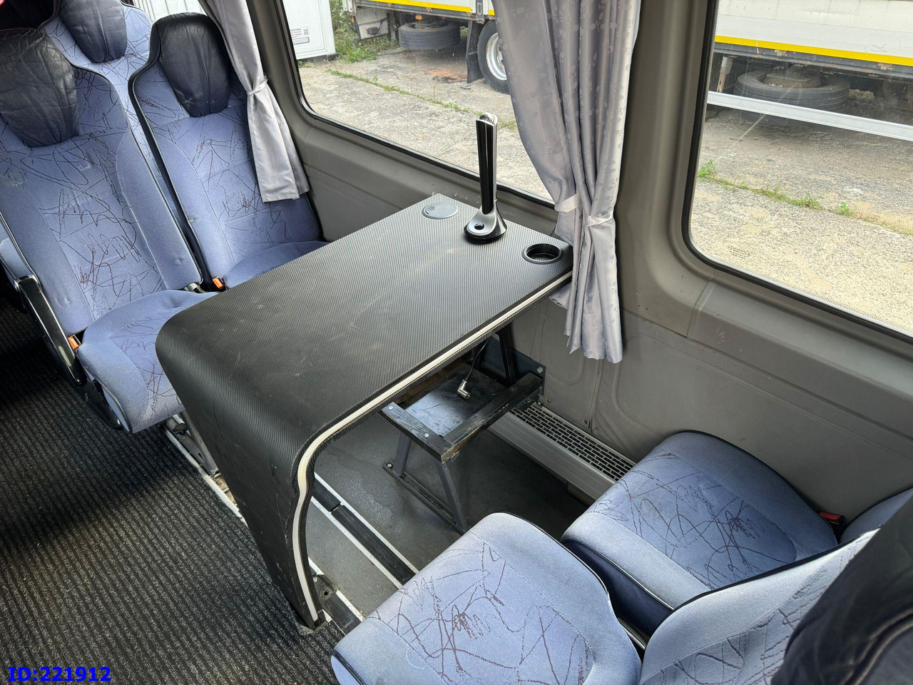 Minibüs, Minivan MERCEDES-BENZ Sprinter 518 VIP 17-Place: fotoğraf 16