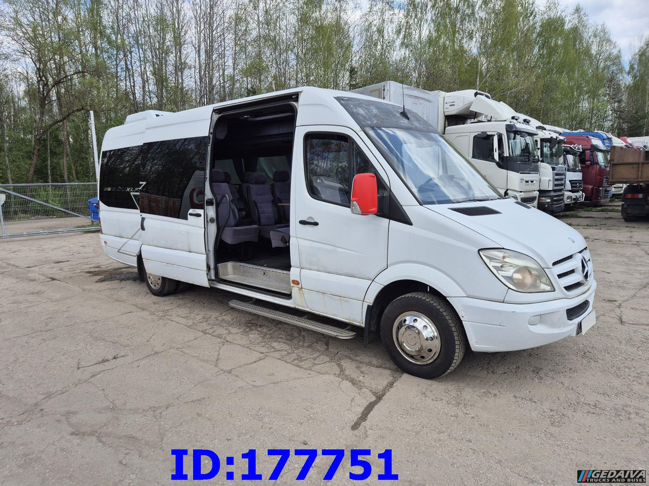 MERCEDES-BENZ Sprinter 518 - VIP - 17-seater - Turistik otobüs: fotoğraf 5 MERCEDES-BENZ Sprinter 518 - VIP - 17-seater - Turistik otobüs: fotoğraf 5