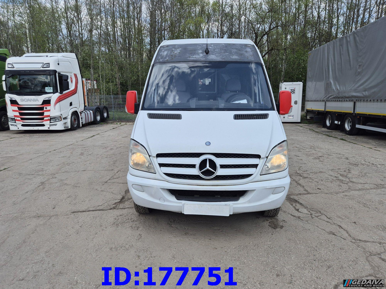 MERCEDES-BENZ Sprinter 518 - VIP - 17-seater - Turistik otobüs: fotoğraf 4 MERCEDES-BENZ Sprinter 518 - VIP - 17-seater - Turistik otobüs: fotoğraf 4