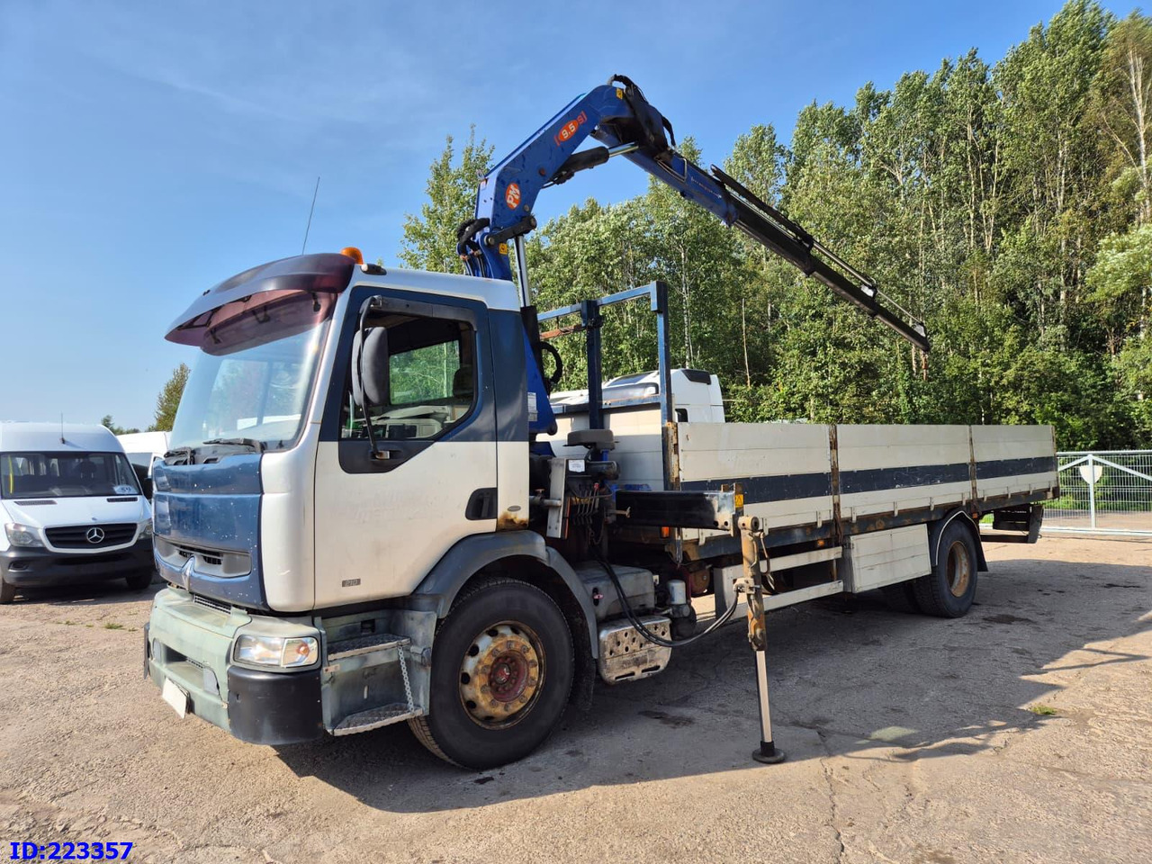 RENAULT Premium 210 4x2 Crane PM - Tomruk kamyonu: fotoğraf 1 RENAULT Premium 210 4x2 Crane PM - Tomruk kamyonu: fotoğraf 1