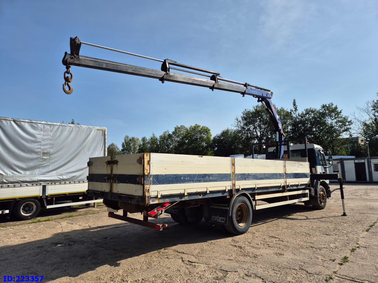 RENAULT Premium 210 4x2 Crane PM - Tomruk kamyonu: fotoğraf 4 RENAULT Premium 210 4x2 Crane PM - Tomruk kamyonu: fotoğraf 4