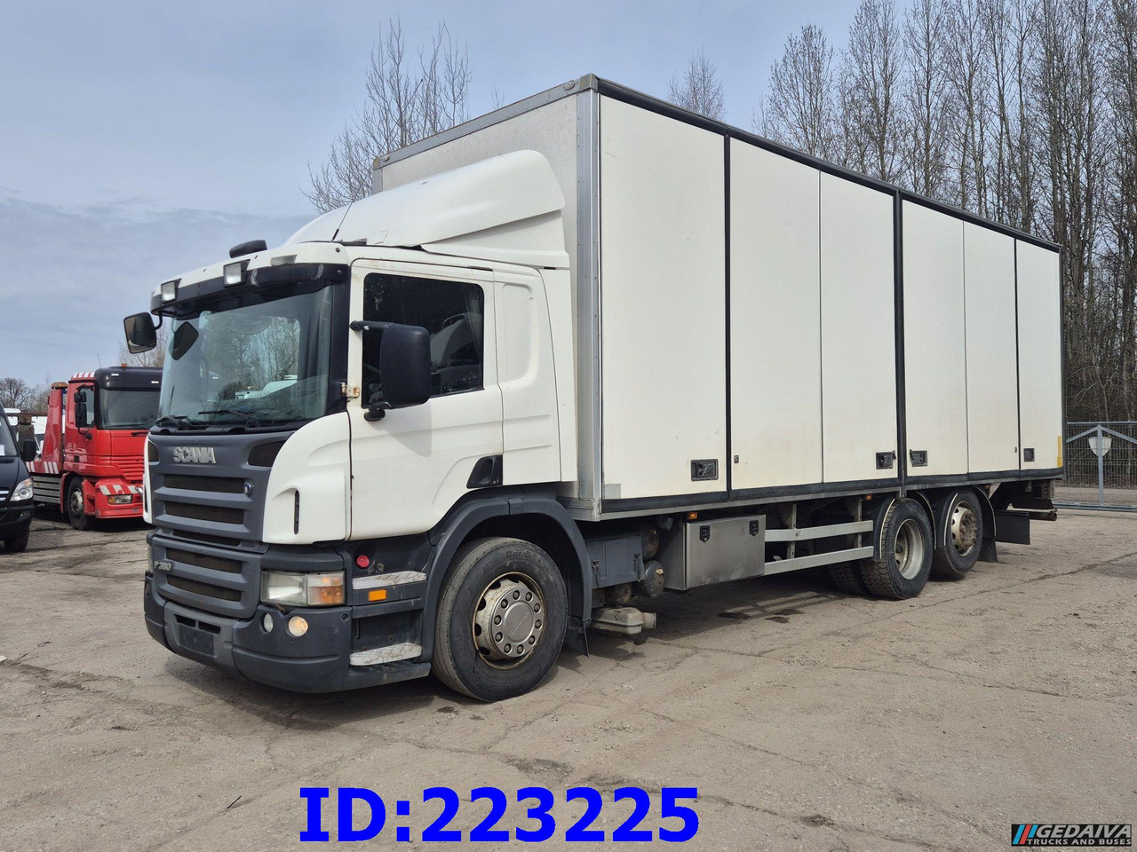 SCANIA P380 6x2 Open side box - Kapalı kasa kamyon: fotoğraf 1 SCANIA P380 6x2 Open side box - Kapalı kasa kamyon: fotoğraf 1