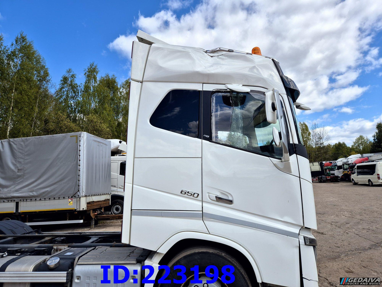 VOLVO FH16 650HP 8X4 (Steering axle) - Şasi kamyon: fotoğraf 5 VOLVO FH16 650HP 8X4 (Steering axle) - Şasi kamyon: fotoğraf 5