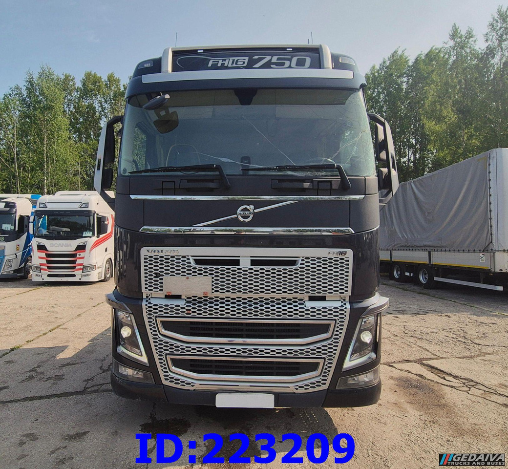 VOLVO FH16 750HP 8x4 Steering axle - Şasi kamyon: fotoğraf 2 VOLVO FH16 750HP 8x4 Steering axle - Şasi kamyon: fotoğraf 2