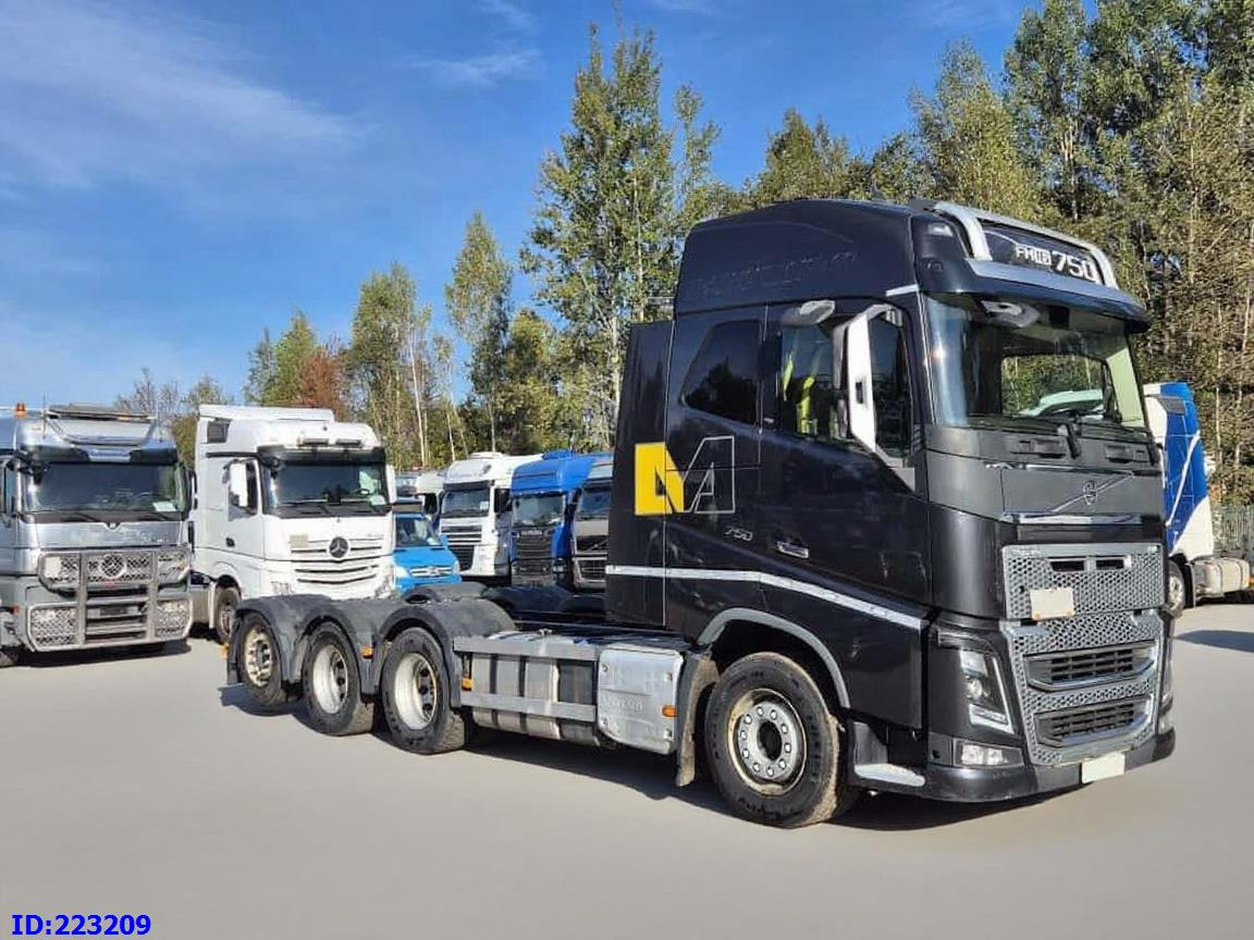 VOLVO FH16 750HP 8x4 Steering axle - Şasi kamyon: fotoğraf 4 VOLVO FH16 750HP 8x4 Steering axle - Şasi kamyon: fotoğraf 4