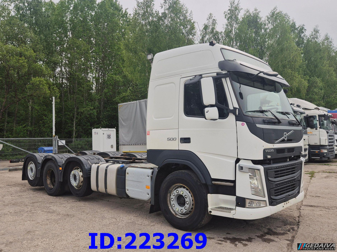 VOLVO FM13 500HP 8x2 (2 steering axels) - Şasi kamyon: fotoğraf 4 VOLVO FM13 500HP 8x2 (2 steering axels) - Şasi kamyon: fotoğraf 4