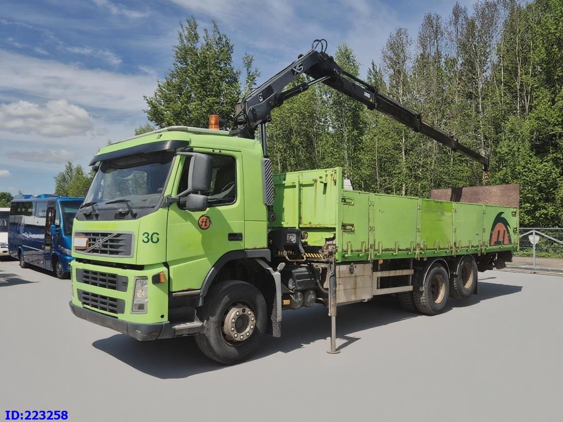 VOLVO FM9 300HP 6x2 + HIAB 144B -3 CL - Sal/ Açık kasa kamyon: fotoğraf 1 VOLVO FM9 300HP 6x2 + HIAB 144B -3 CL - Sal/ Açık kasa kamyon: fotoğraf 1