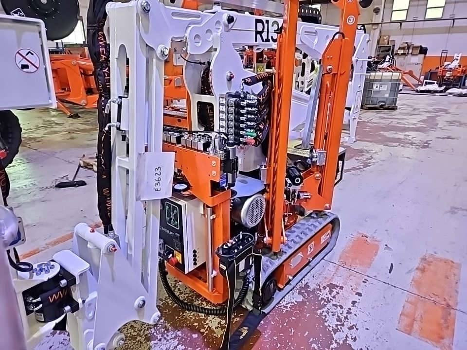 EasyLift R130 - Eklemli platform: fotoğraf 3 EasyLift R130 - Eklemli platform: fotoğraf 3