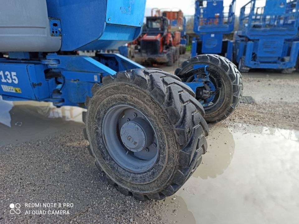 Genie Z 135/70 - Eklemli platform: fotoğraf 5 Genie Z 135/70 - Eklemli platform: fotoğraf 5